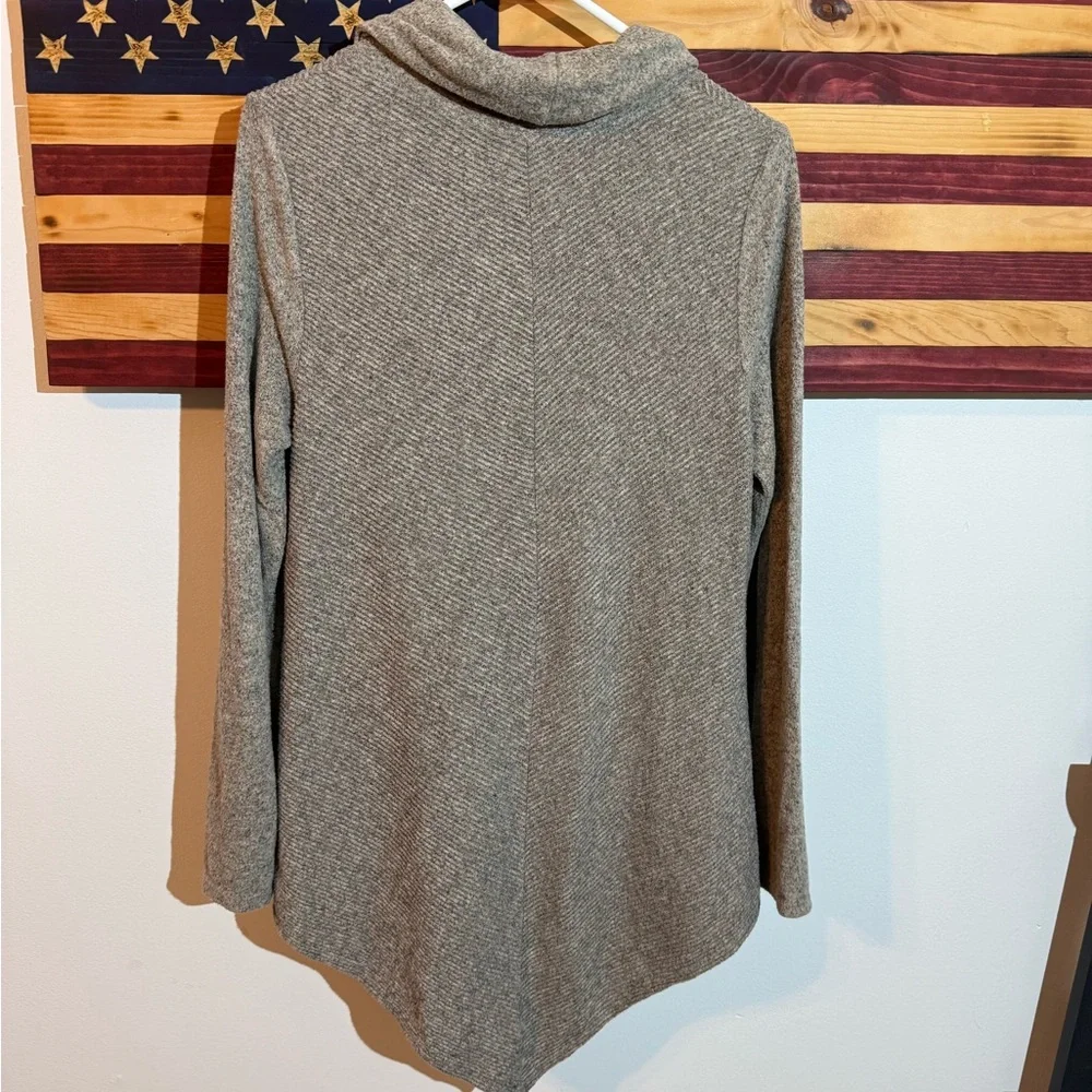 Bwear color Tope Cowl Neck Sweater size L - Picture 4 of 5